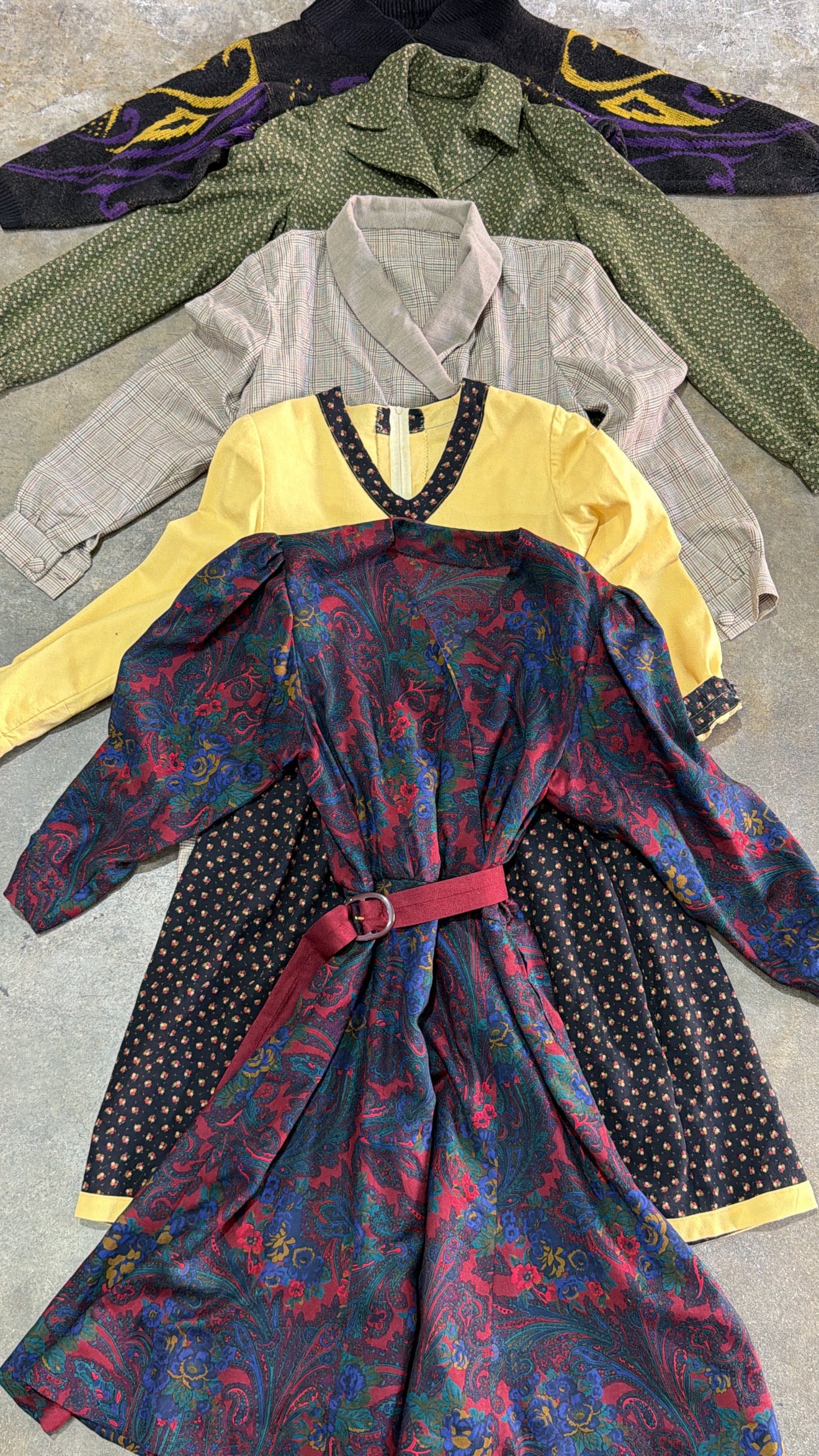 ABITI DONNA VINTAGE INVERNALI