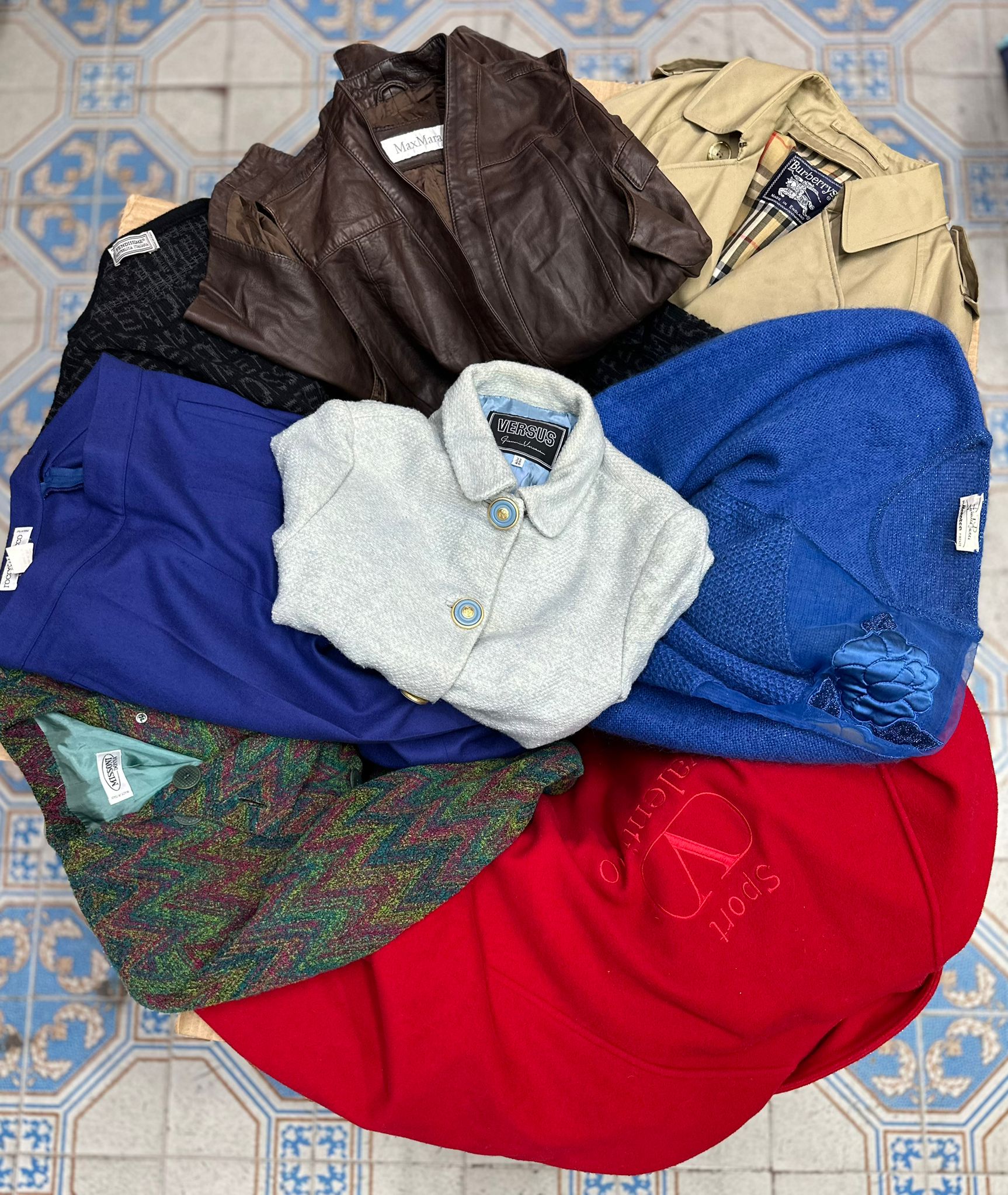 LUXURY DESIGNER DONNA